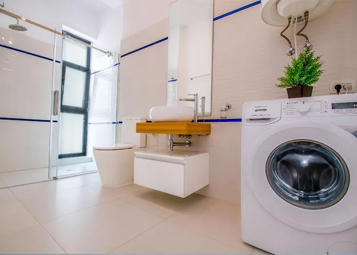 아파트 Forest By The Sea